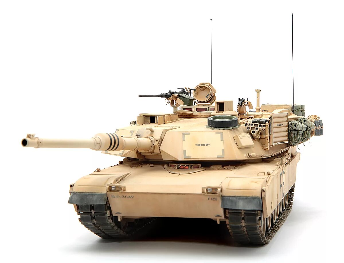 Танк абрамс 1. Tamiya m1a2 1/35 Abrams. Tamiya 35269 m1a2 Abrams. Танк Abrams m1a2. Тамия 35269.