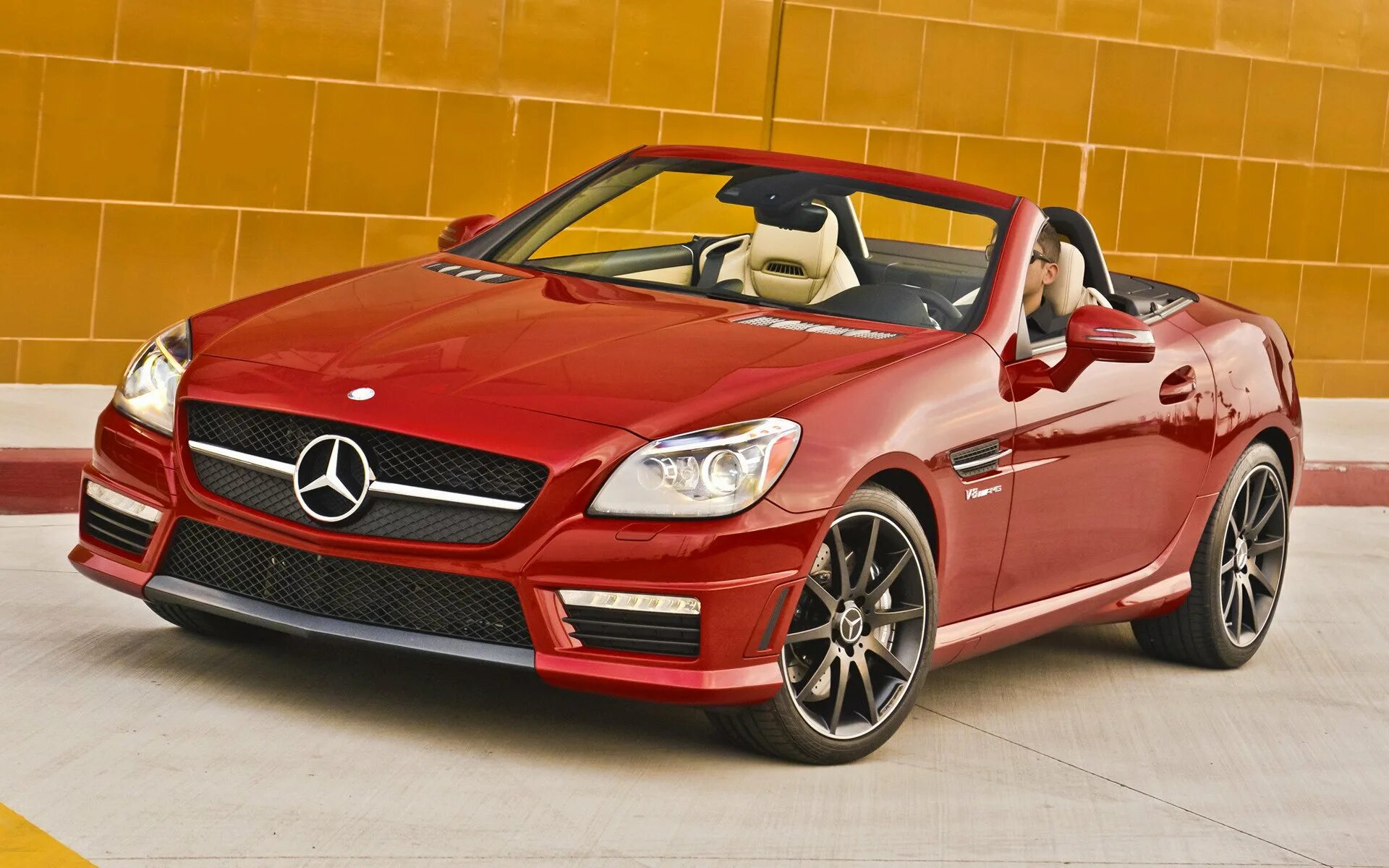 Купить мерседес кабриолет. 2012 Mercedes-Benz SLK 55 AMG. Mercedes Benz SLK 2015. SLK 55 AMG 2015. Мерседес SLK кабриолет.