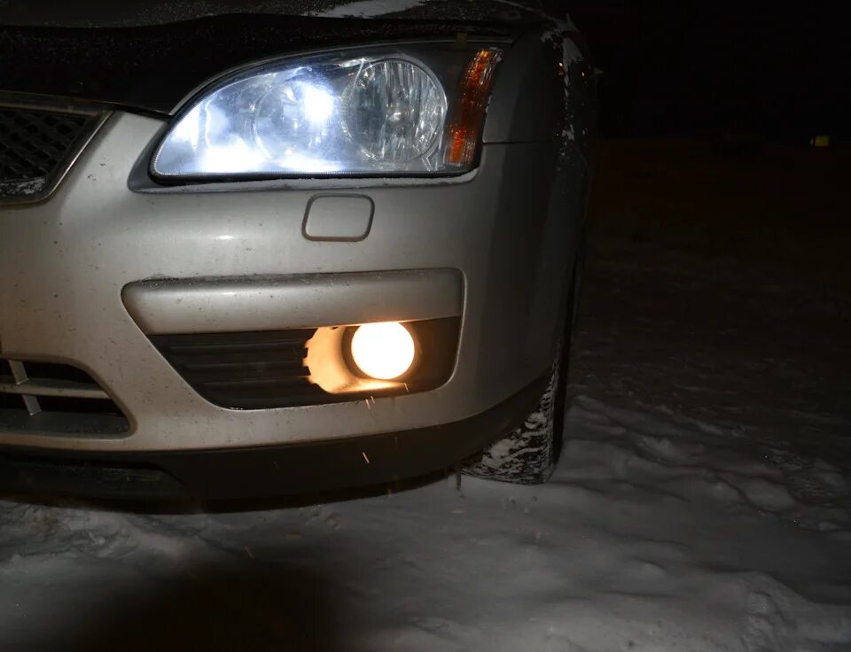 Птф ford focus 2. Ford focus 2 дорестайлинг птф. лампы птф форд фокус 2 дорестайл. лампочки в противотуманные фары форд фокус 2. ближний свет форд фокус 2 дорестайлинг.