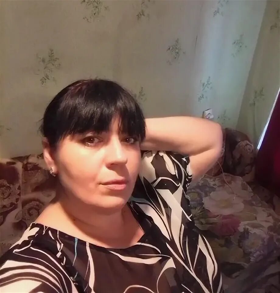 Курская область знакомство с женщиной. Девушки льгов курская область. Курская область знакомство с женщиной. Одинокие девушки железногорск курская область. Одинокие курские женщины.