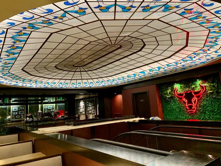 бык ресторан авиамоторная. мясной ресторан the бык москва. зе бык ресторан москва. The бык страстной. The бык ресторан душинская.