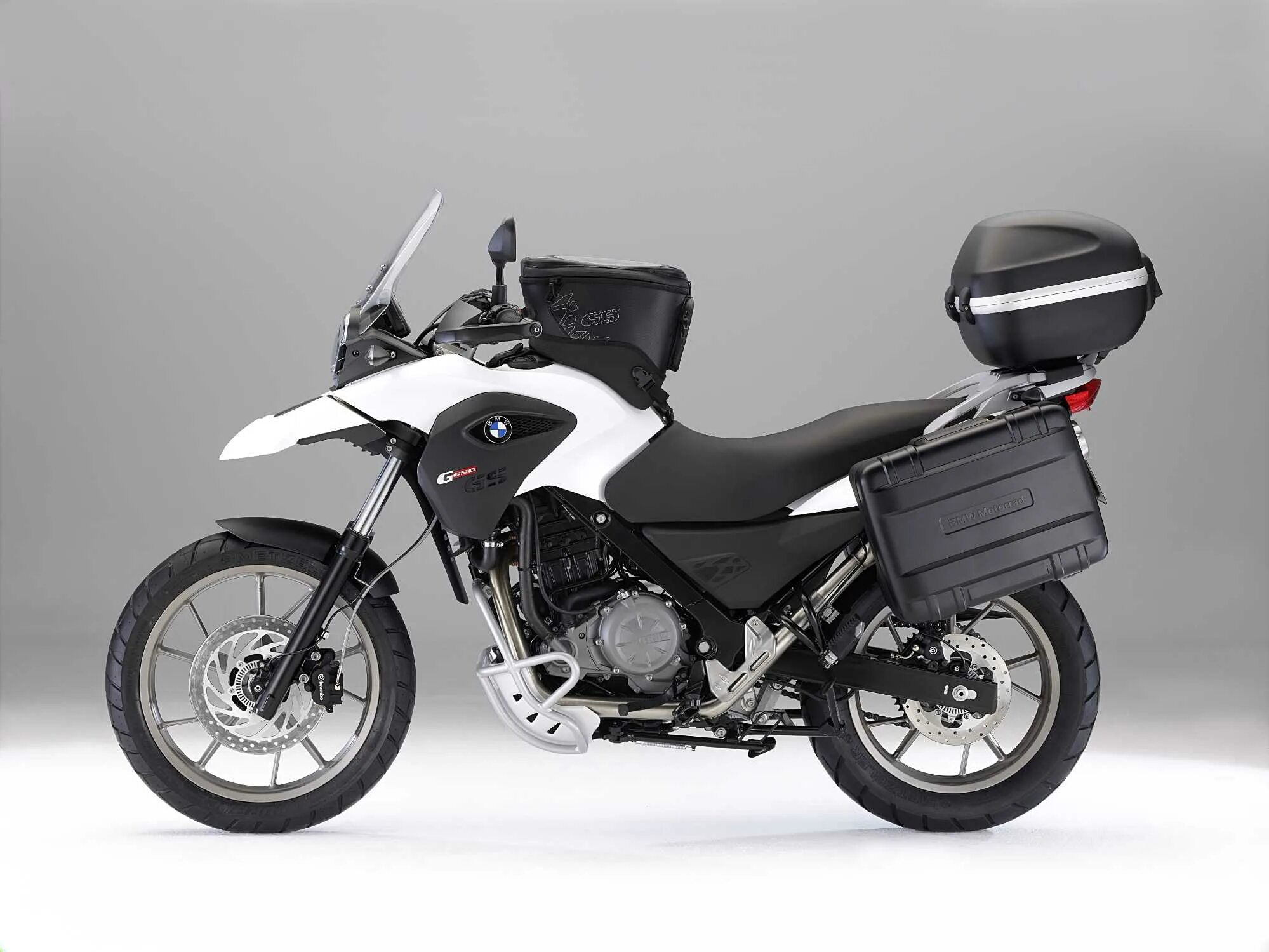 F 650 gs bmw. Мотоцикл БМВ g650gs. BMW GS 650. BMW f650gs 2011. BMW 650gs 2011.