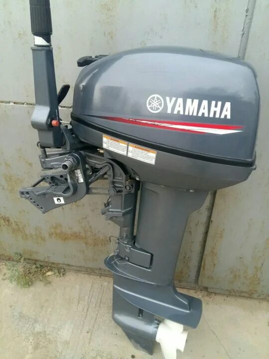 Купить новый мотор ямаха 9.9. Yamaha 15 FMHS. Yamaha 15 2-х тактный. Лодочный мотор Yamaha 15 FMHS. Yamaha 9.9 FMHS.