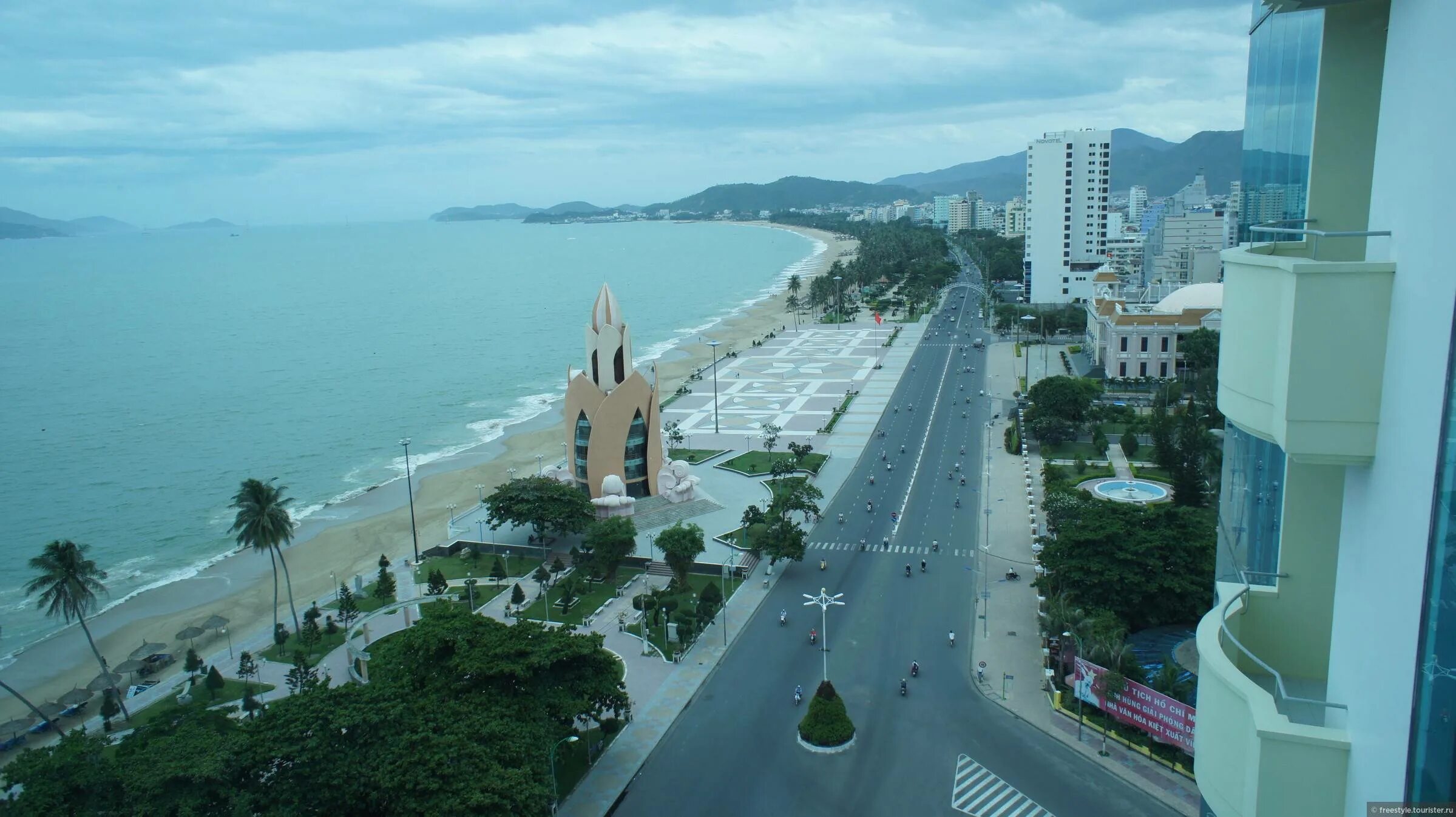 Нячанг в августе. Нячанг климат в ноябре. Нячанг в августе. Нячанг красиво. Нячанг в августе.