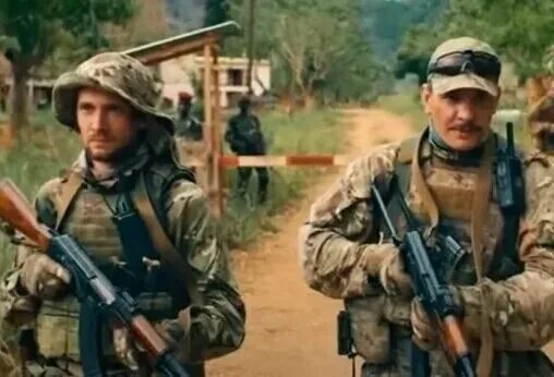 Турист про войну. Турист про войну. Турист про войну. Боевик турист 2021 российский. Турист про войну.