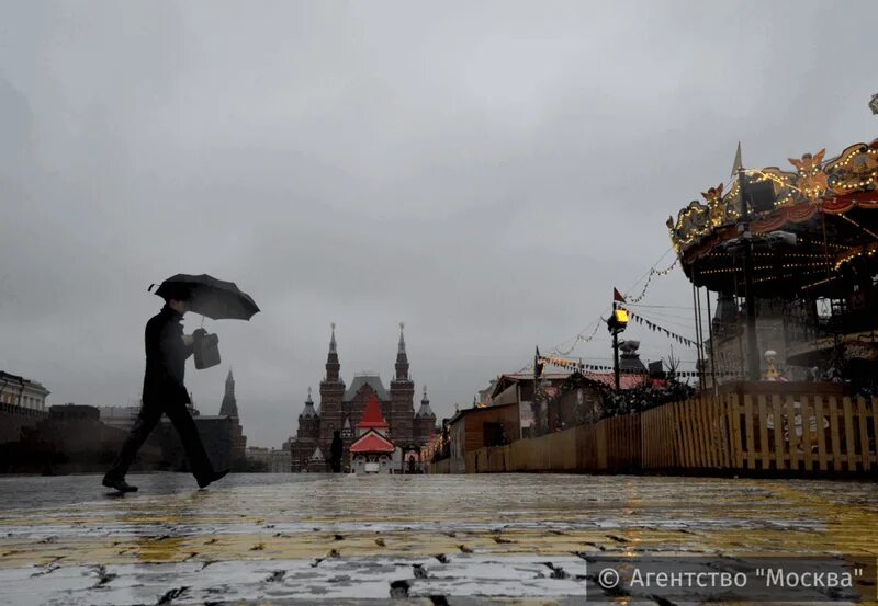 Пасмурная москва летом. Дождь в москве. Дождь на западе москвы. Митино гроза. Дождь на западе москвы.
