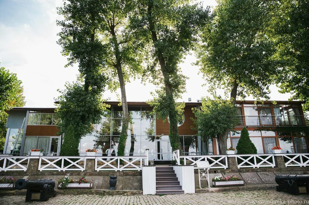 арт-кафе чайка петровская ул 57. кафе бар реми таганрог. таганрог отзыв кафе. таганрог отзыв кафе. варваци таганрог ресторан.