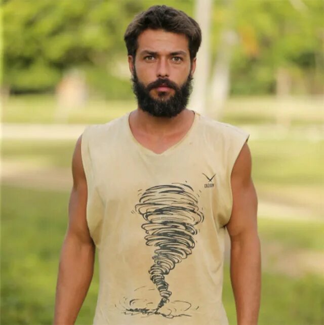Хилми сейчас. Hilmicem. hilmicem intepe. hilmicem survivor. хилми 2025.