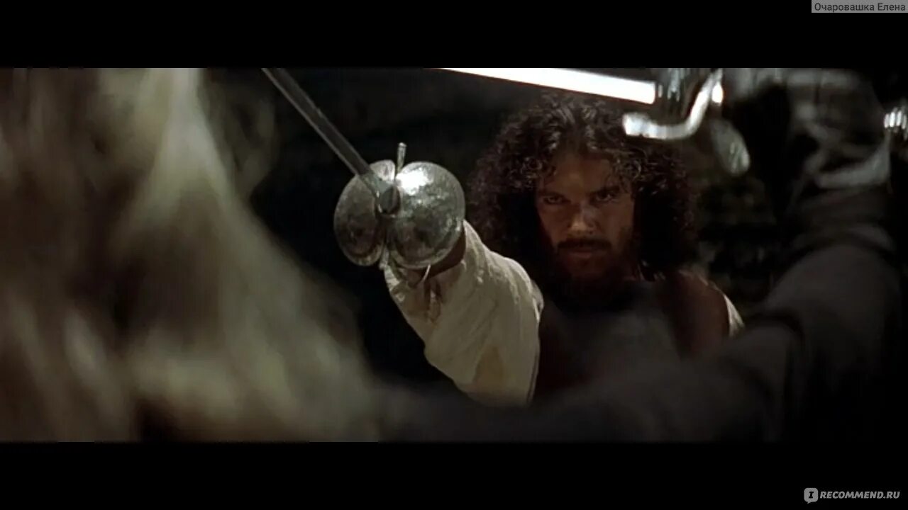 Поцелуй С Кэтрин Зетой-Джонс – Маска Зорро (1998)