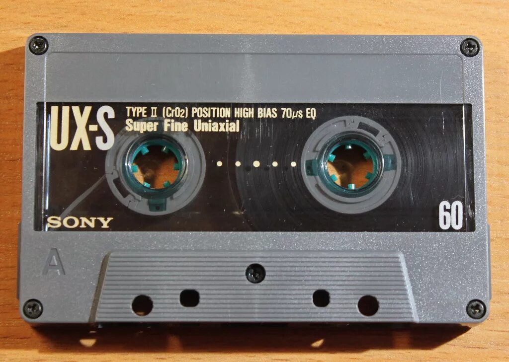 Две кассеты. Sony Plus 2 Cassette. Cro2 кассета. Кассета 5500х2. Аудиокассеты Sony gig-1 60.