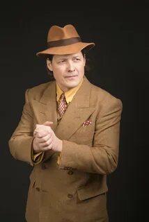 Актер коробов