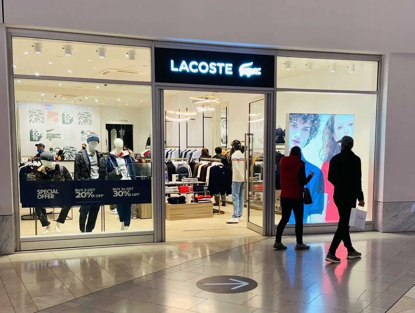 Lacoste roermond outlet. Lacoste shop. Лакост аутлет. Аутлеты лакост. Аутлеты лакост.