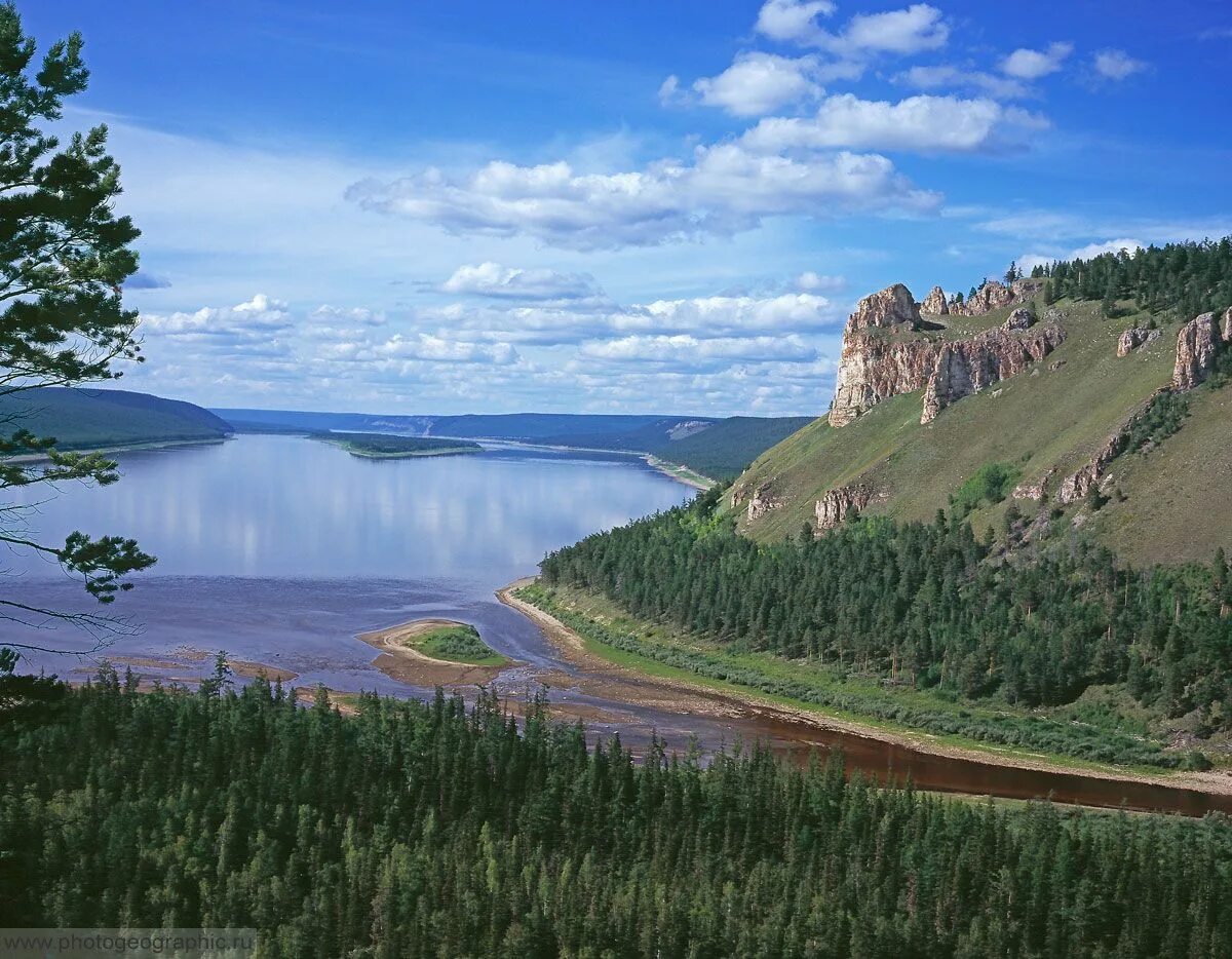 Фото республики саха якутия. Река Лена. Республика Саха Якутия река Лена. Река Лена в Якутии. Сибирь река Лена.
