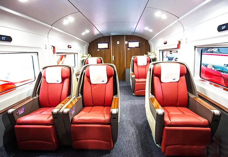 First class train