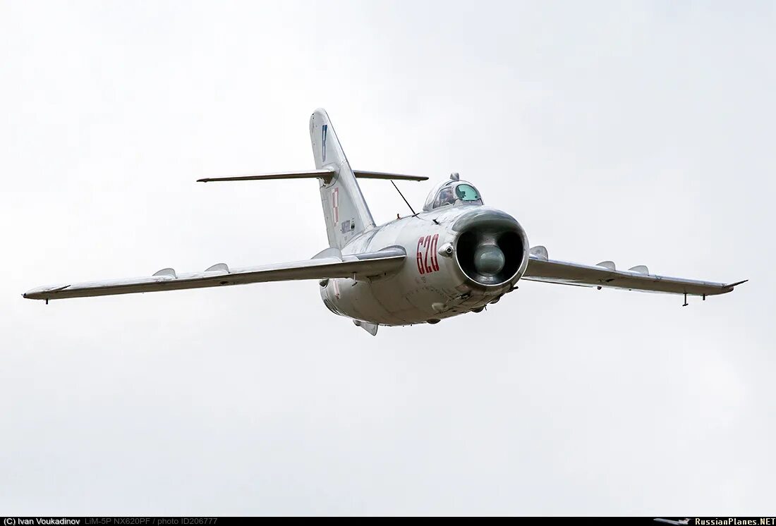 Lim 5 n. Lim-5p самолет. Mig-17f Lim-5. Lim 5p истребитель. PZL Lim-5.