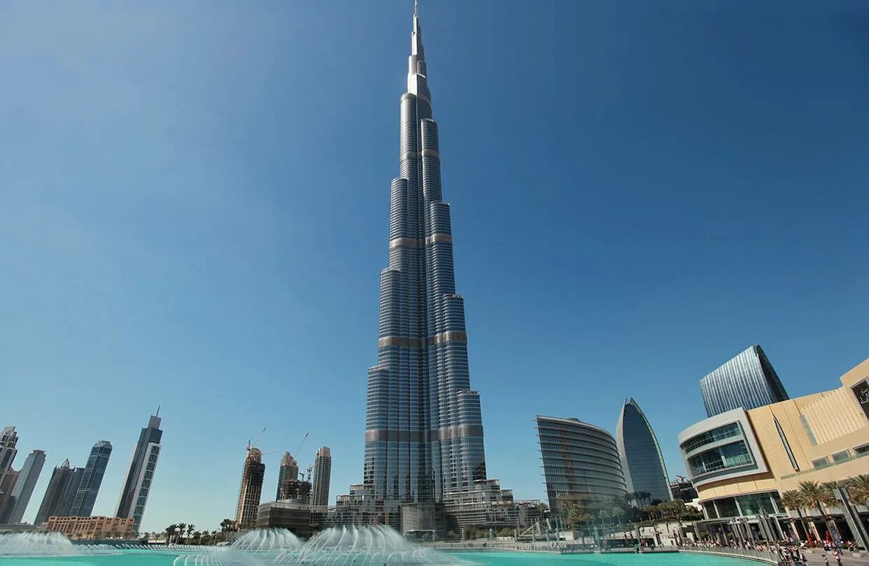 Почему самая высокая. Бурдж-Халифа Дубай. Башня Бурдж Халифа в Дубае. Здание Бурдж Халифа. Башня БУШХАЛИФА В Дубае.