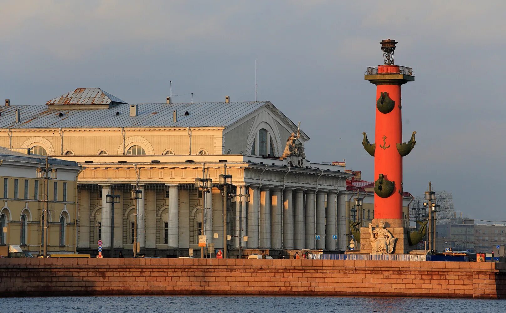 Спб эс. Здание биржи в Санкт-Петербурге. Здание биржи СПБ. Здание биржи реконструкция. НКЦ.