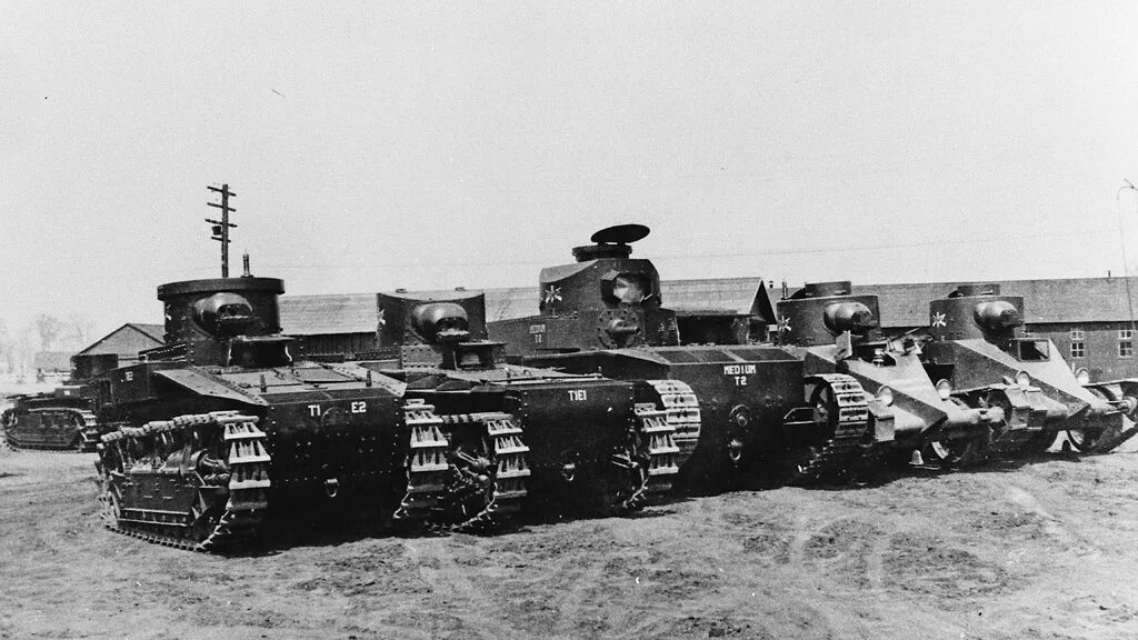 Какими были танки в начале. Танк Кристи м 1931. Лёгкий танк t1 Cunningham. Т1 американский танк Cunningham. Т2 Медиум танк.
