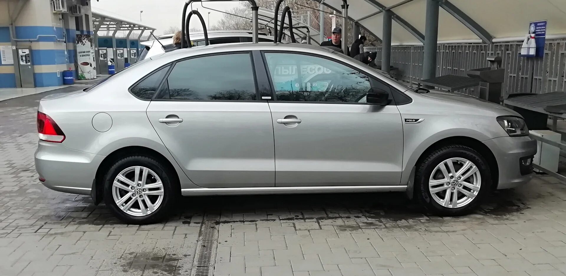 Диски ifree зиплайн. Polo 16 диски Tech. RST r025 6xr15 Фольксваген поло. Tech line 539 Volkswagen Polo. Диски поло седан r16 Tech line.