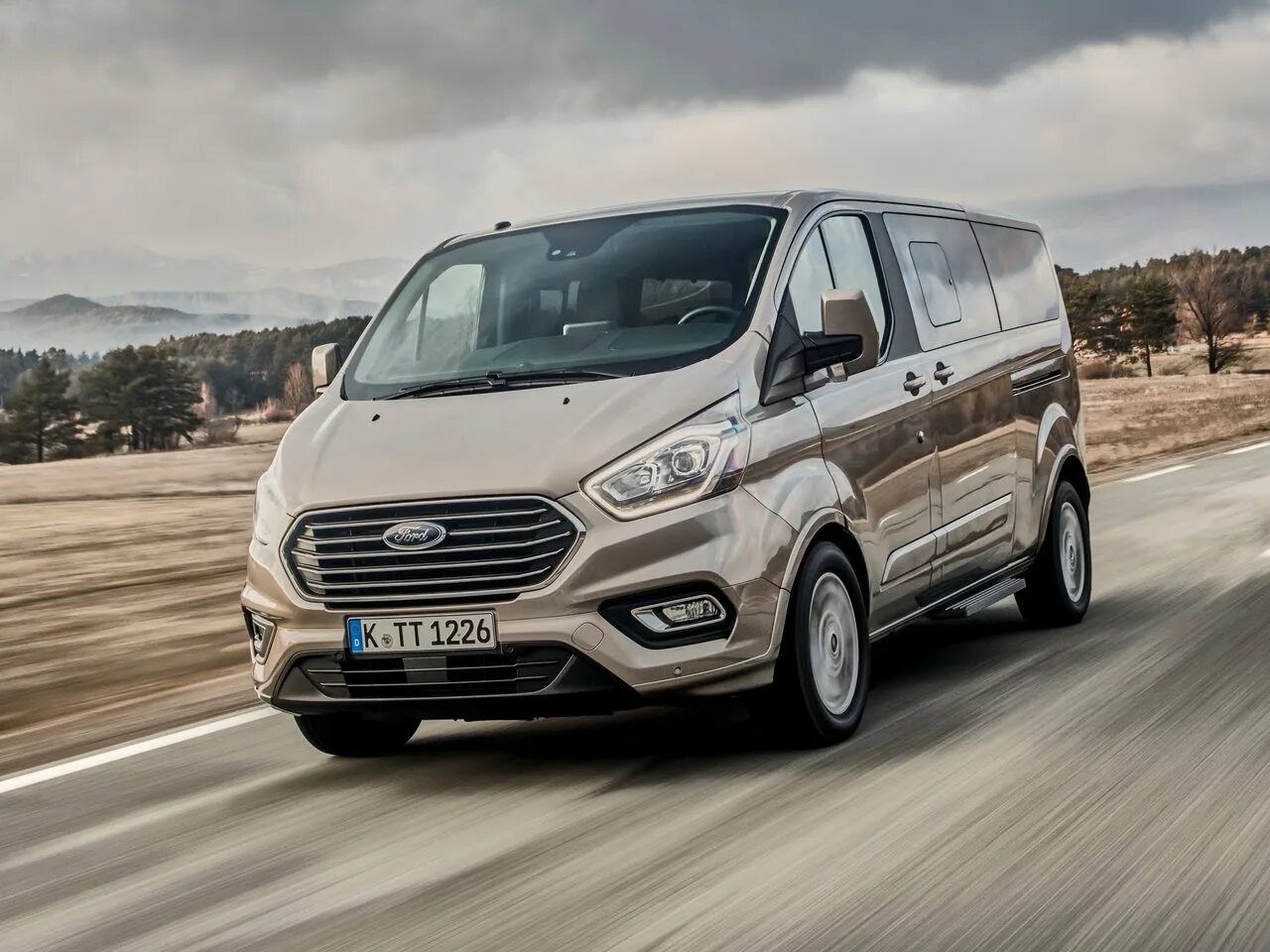 Купить форд турнео. Ford Tourneo Custom 2016. Ford Tourneo Custom 2022. Ford Tourneo Custom v362. Ford Tourneo Custom 2017-2023.