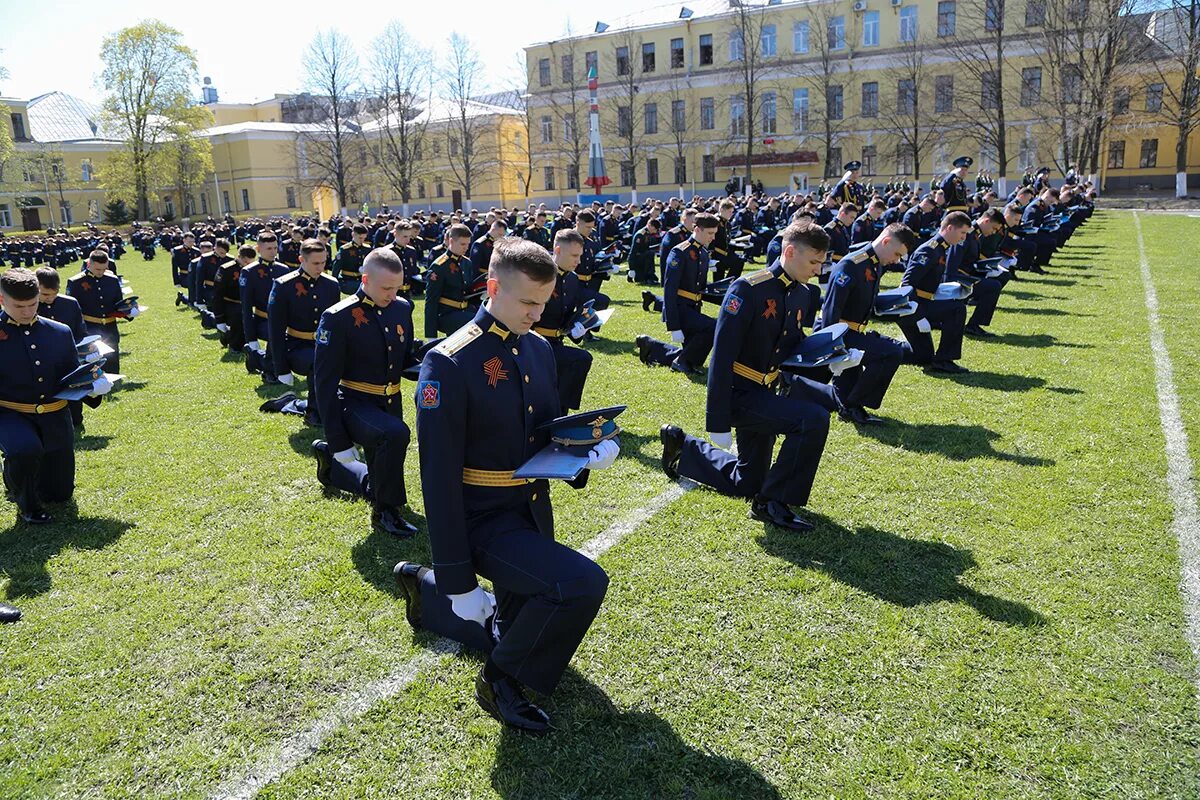 Сайт можайского военного. Выпуск Академии Можайского 2020. Выпуск вка им Можайского 2020. Военная Академия имени Можайского. Военно-Космическая Академия имени а.ф Можайского вка Санкт-Петербург.