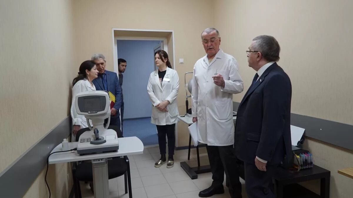 Дагестанский центр микрохирургии. Дагестанский центр микрохирургии глаза. Дагестанский центр микрохирургии. Центр микрохирургии глаза каспийск. Г каспийск глазная больница микрохирургия глаза.