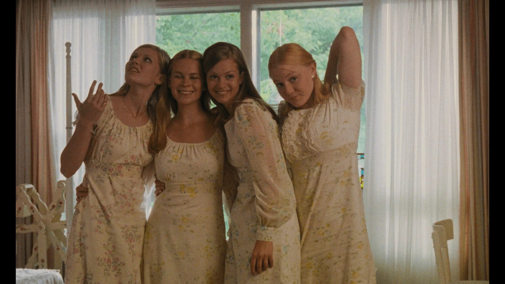 The Virgin Suicides (2000) кадры. Евгенидис девственницы-самоубийцы. The virgin suicides