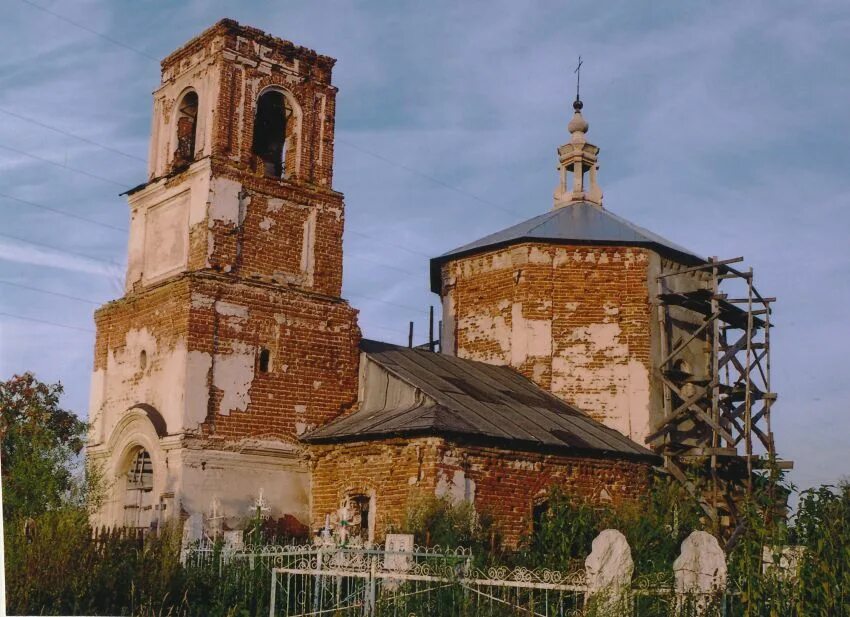 Береговая погореловка. Церковь Покрова Пресвятой Богородицы Пронский район. Береговая Погореловка Пронский район. Погореловка Рязанская область Пронский район. Село Береговая Погореловка Рязанская область.