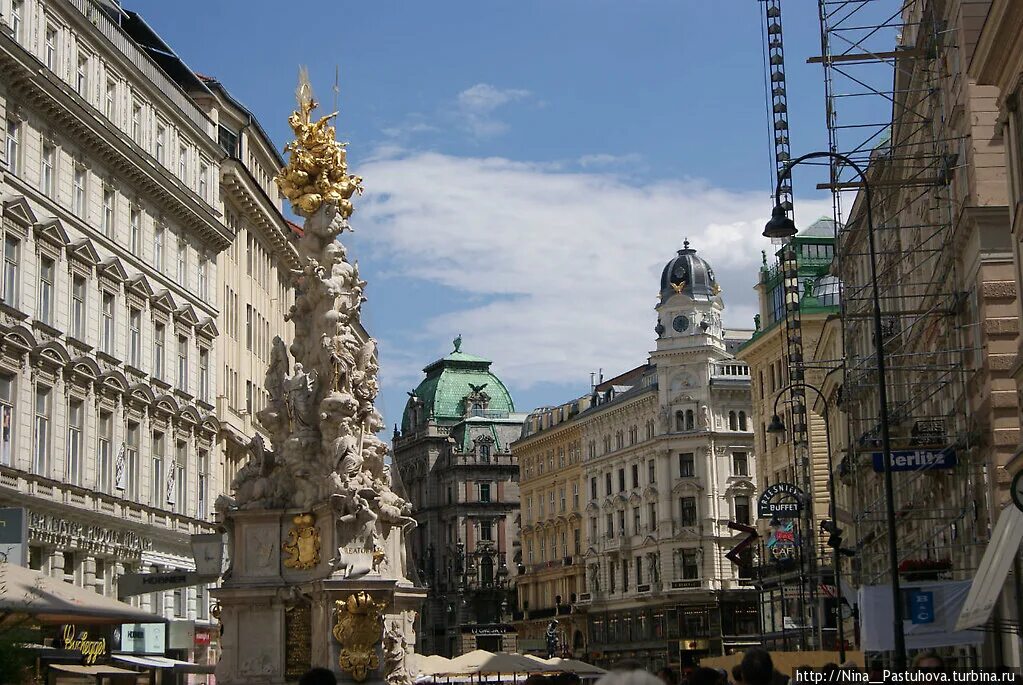 Чумная колонна (Вена). Чумной столб в Вене. Чумные колонны в Вене. Чумные столбы в Вене. Австрийский город с чумной колонной 4 буквы