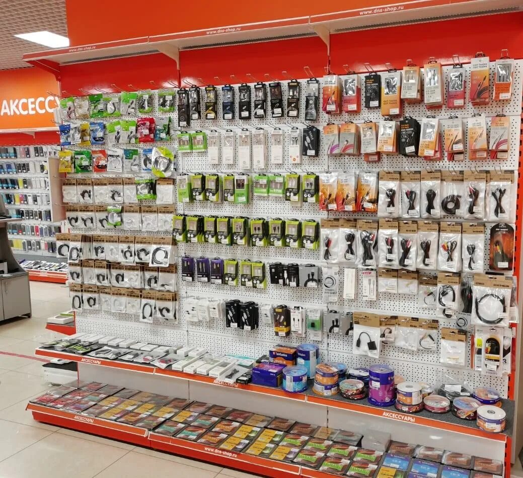 магазин днс саяногорск