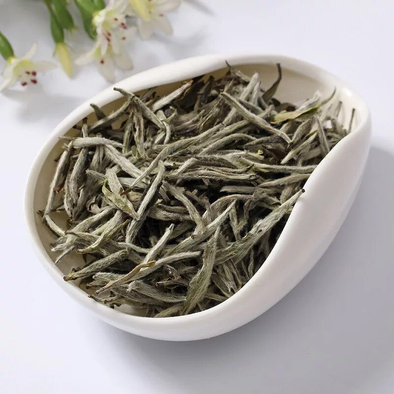 Китайский чай иглы. Бай хао инь чжень (серебряные иглы). silver needle white tea. серебряные иглы чай. чай китайский иглы.