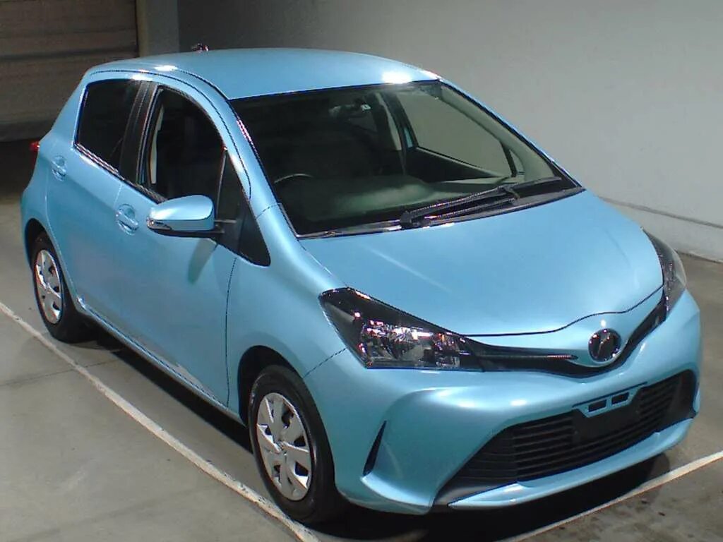 Toyota Vitz. Toyota Vitz 2014. Тойота Витц новая. Витц 2014.