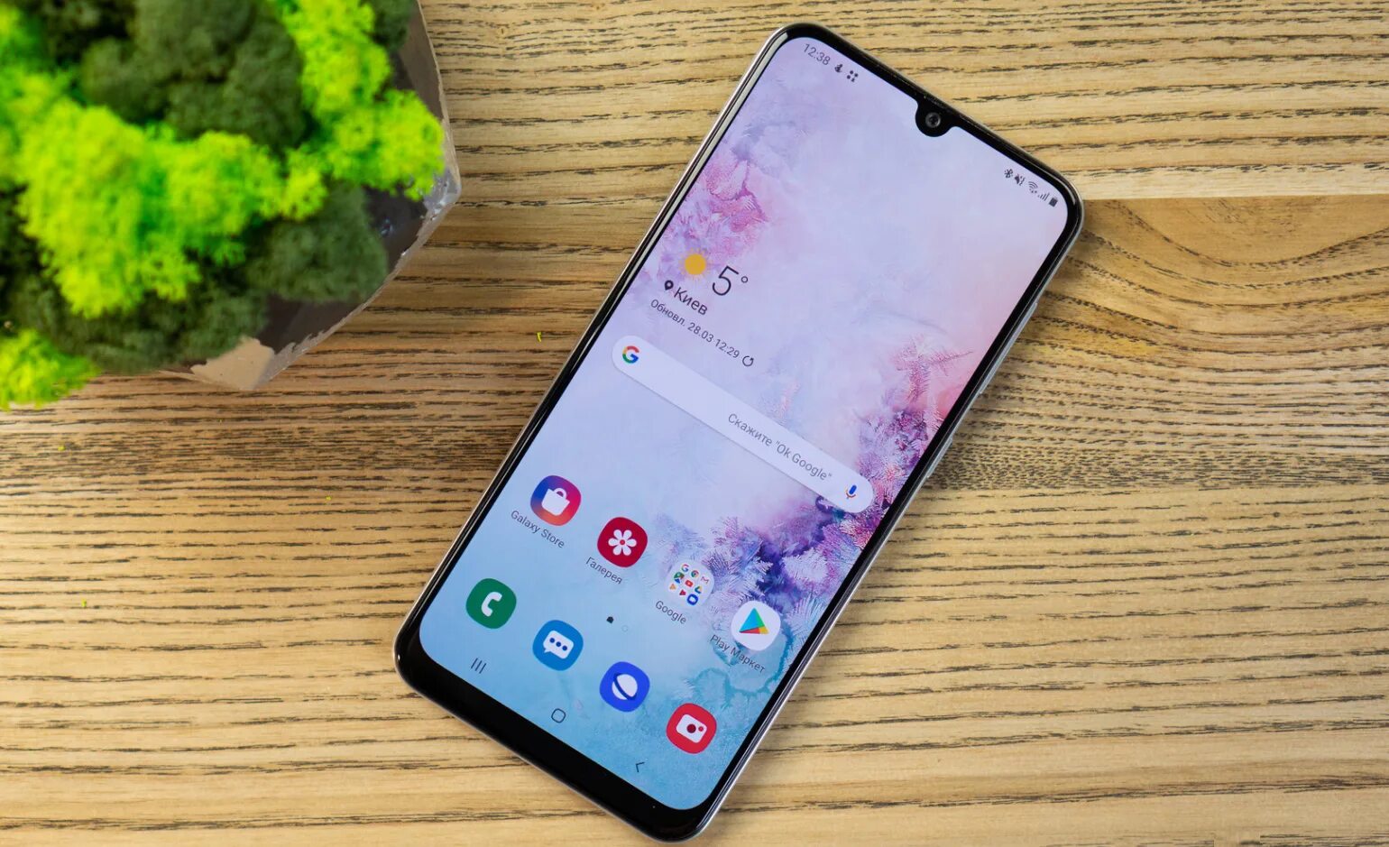 Самсунг галакси 2023 бюджетные. Samsung бюджетные смартфоны 2021. Смартфоны 2019. Хорошие телефоны.
