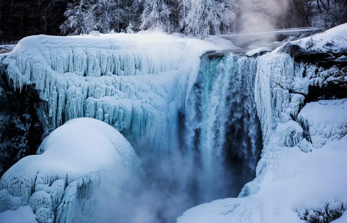 Зима фото водопад