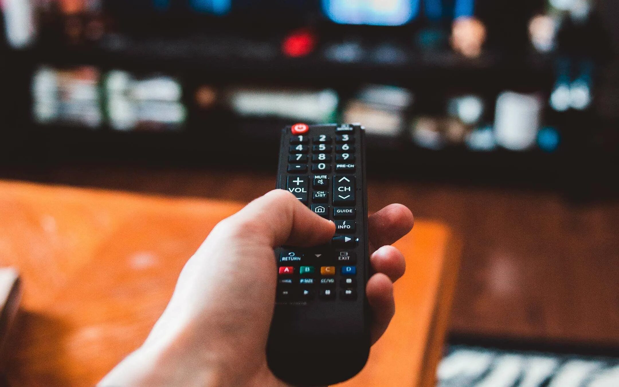 Телевизор зависимость. Vol tv. Vol tv. Мигает телевизор. Volume gif.