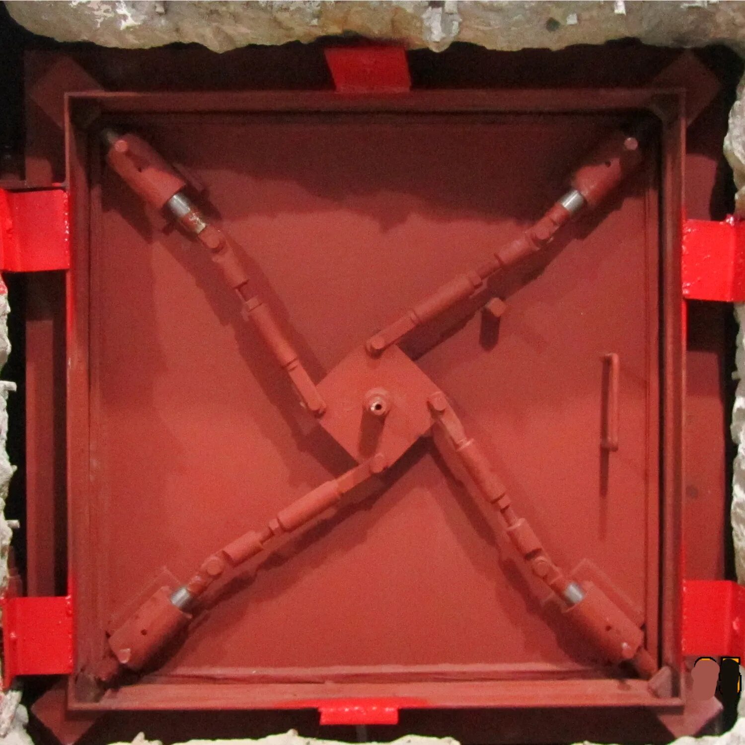 ставень защитно-герметический су-4-1. ставень защитно-герметический су-4-1. защитно герметический. дверь защитно-герметическая ду-3-5. ставень защитно-герметический су-ii-2 800х800.