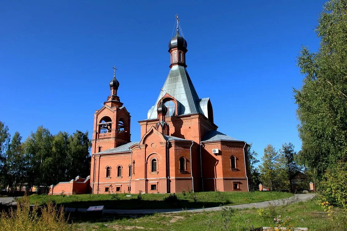 Нея картинки. Храм Спиридона Тримифунтского в городе нея Костромской области. Нея Церковь Спиридона Тримифунтского. Храма Спиридона Тримифунтского в городе нея. Город нея Костромской области.