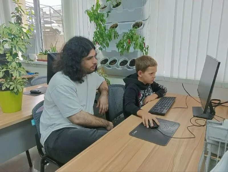 Школа программной инженерии. Школа программной инженерии. Колледж метрополитена и железнодорожного транспорта. Журналисты смоленска. Спбпу программная инженерия.