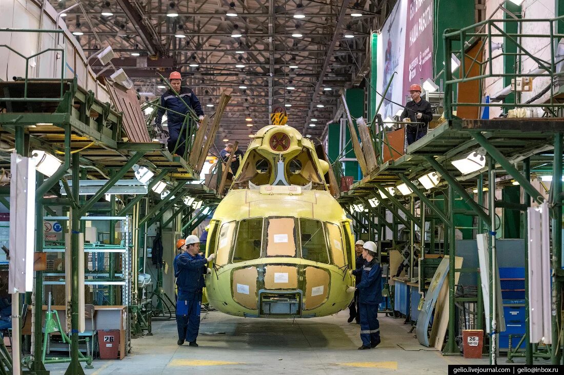 Цеха авиационного завода улан-удэ. Улан-удэ вертолетный завод. Конструирование самолета завод. Смаз смоленский авиационный завод оао. Работа авиационный завод вакансии.