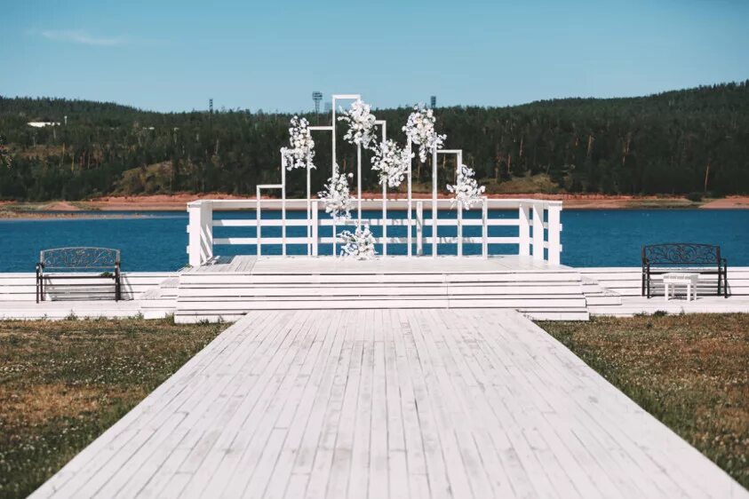 братски белый берег. капитан белый берег. белый берег база отдыха братск. белый берег база отдыха братск. ресторан белый берег братск.