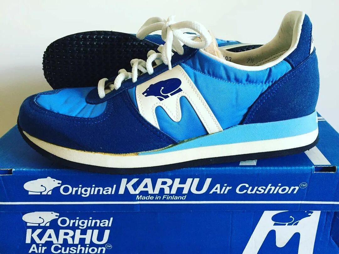 Кроссовки karhu купить. Karhu Air Cushion кроссовки. Karhu (Sports brand). Зимние кроссовки Karhu. Финские кроссовки мужские Karhu.