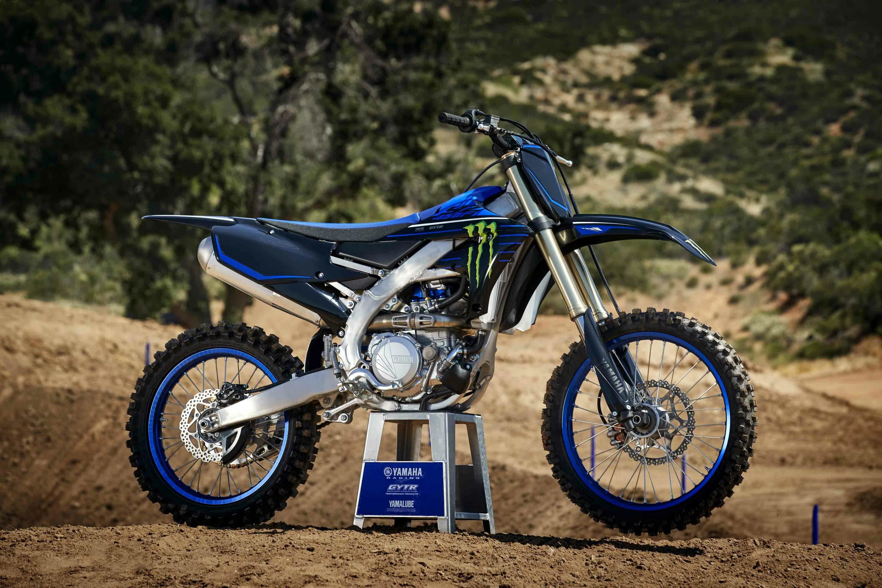 Ямаха yz 450. Yamaha yz 450. Yamaha yz450f 2020. Ямаха yz 450. Ямаха кросс 450 yzf.