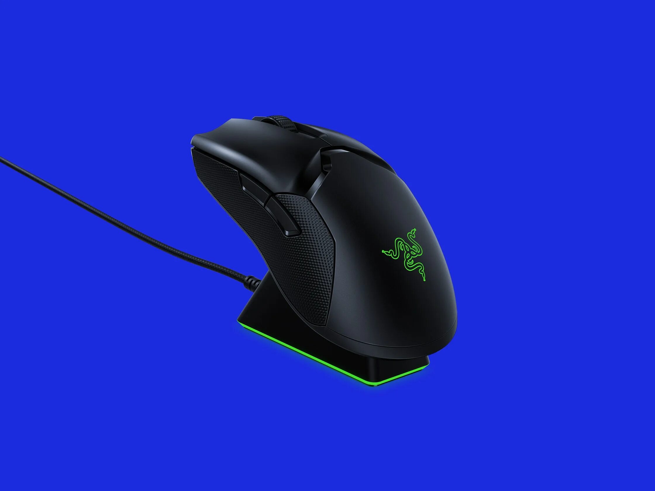 Ultimate mouse. Мото рейзер 2025. razer mouse and under.