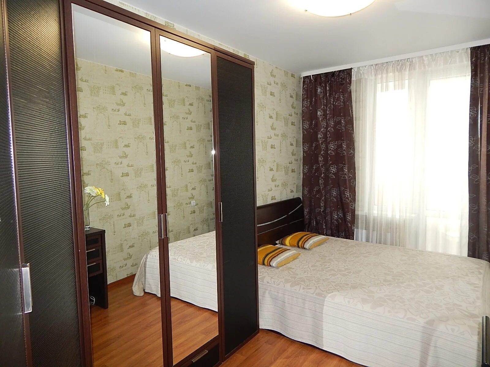 Съемная квартира. 2ух комнатные квартиры. Снимаю в аренду трехкомнатную. Квартира обычная. Элитные квартиры в новосибирске.