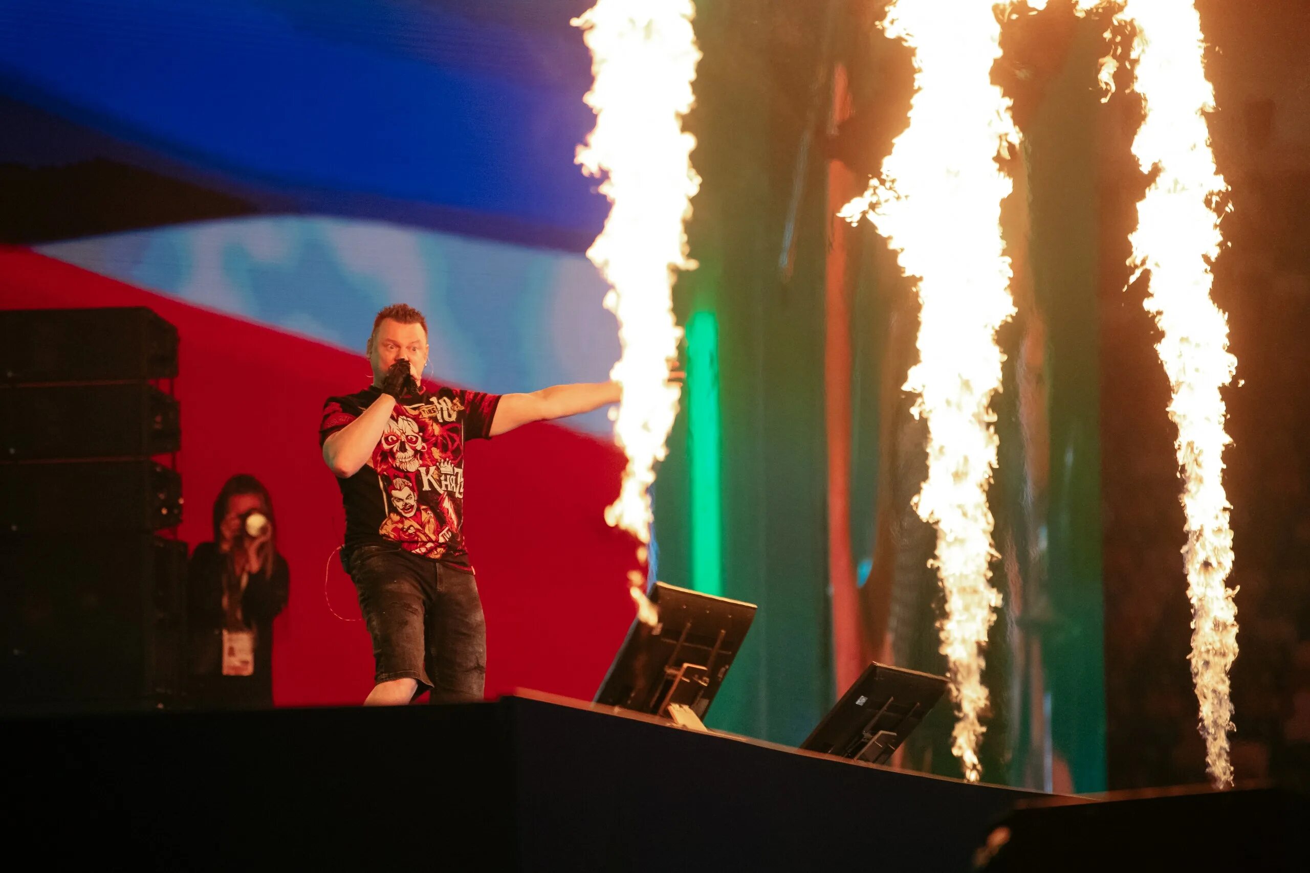 музыкальный фестиваль белые ночи санкт-петербурга 2023 исполнители. ундервуд концерты 2023. фестиваль белые ночи санкт-петербурга 2021. шоу маска танцы. ундервуд выступления.