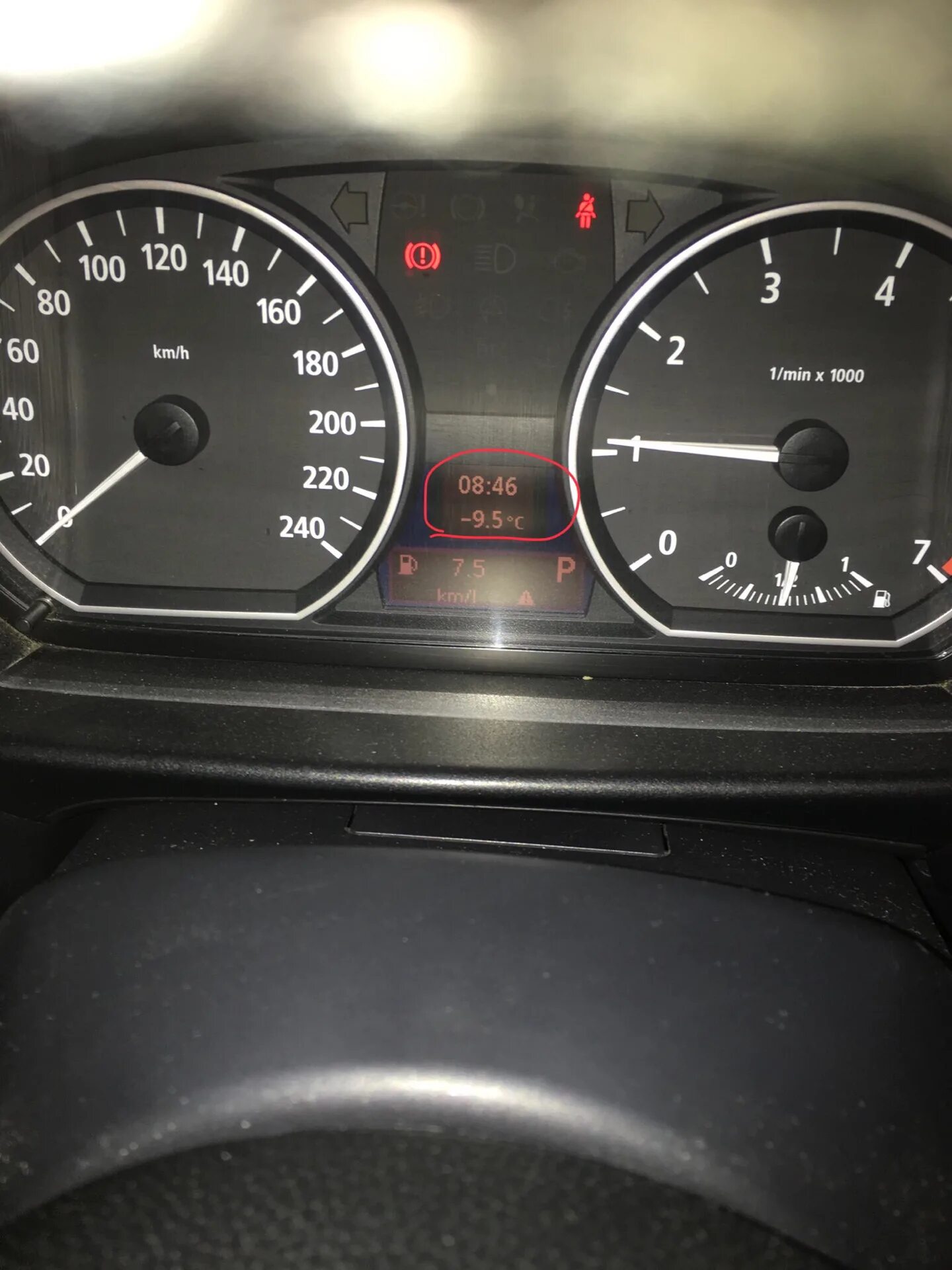Расход топлива bmw x5. Расход топлива bmw x3. Bmw x5 смотать пробег. Bmw x6 e71 3. Bmw x1 расход.
