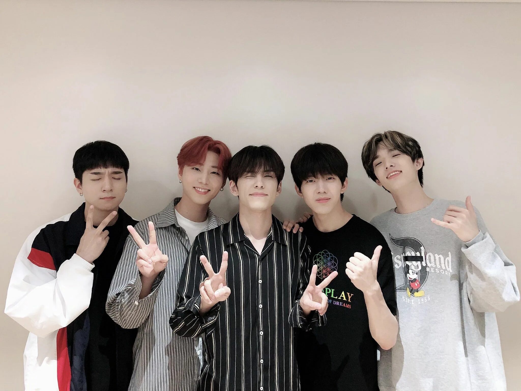 Day6 корейская группа. K Pop группа day6. Day6 участники. Группа day6 участники. Day6 welcome to the