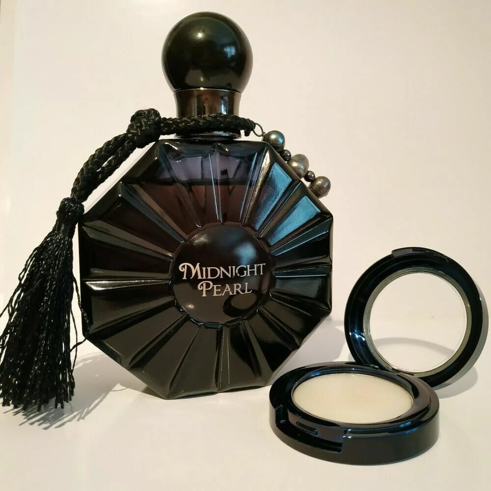 Духи pearl. Духи Миднайт Перл Орифлейм. Парфюм Орифлейм Миднайт Перл. Oriflame Midnight Pearl. Духи Midnight Pearl.