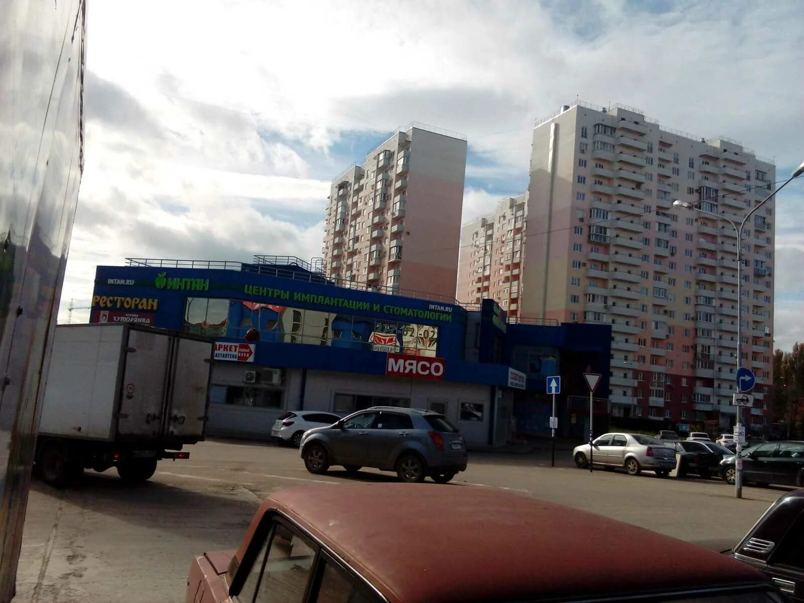Стоматологии м.Петроградская - 61 клиника в Санкт-Петербурге (СПб): цены, рейтин