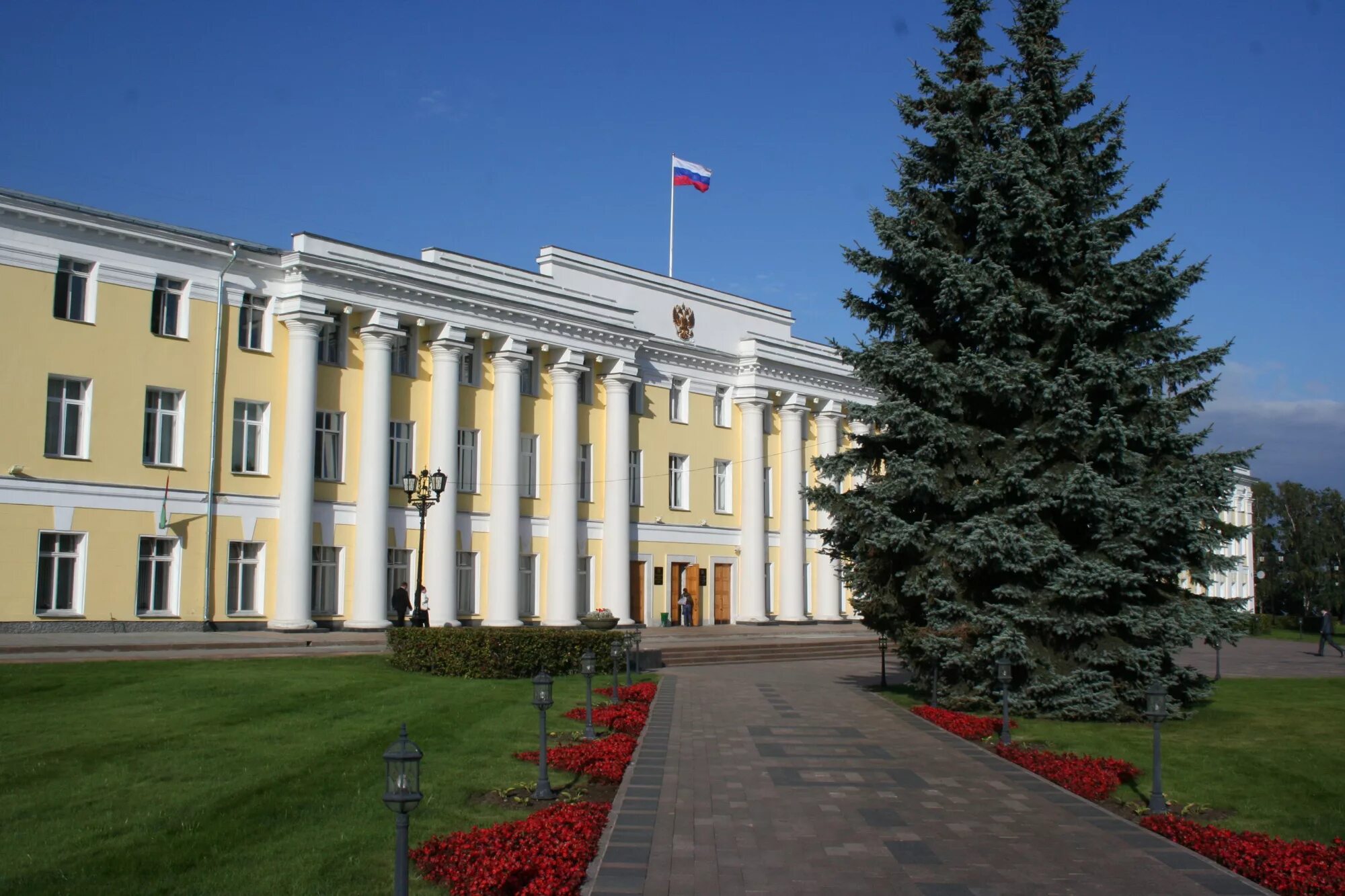 Законодательное собрание фото. ЗСНО Нижегородской области. Законодательное собрание Нижний Новгород Кремль. Заксобрание Нижегородской области.